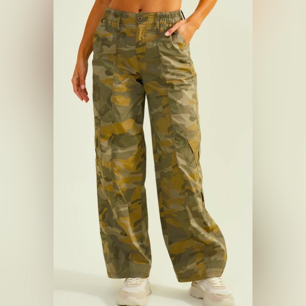 NWT Camo Pants